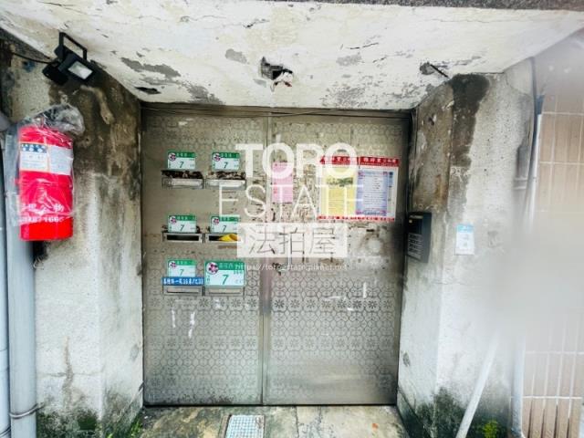 信義區法拍公寓-2