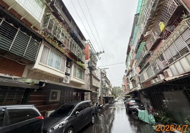 台北南港公寓法拍-12